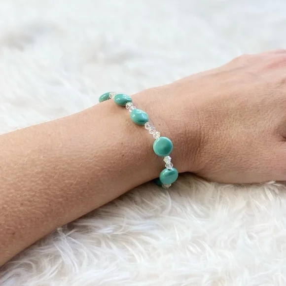 Aventurine and Crystal Bracelet - Picture 7 of 7